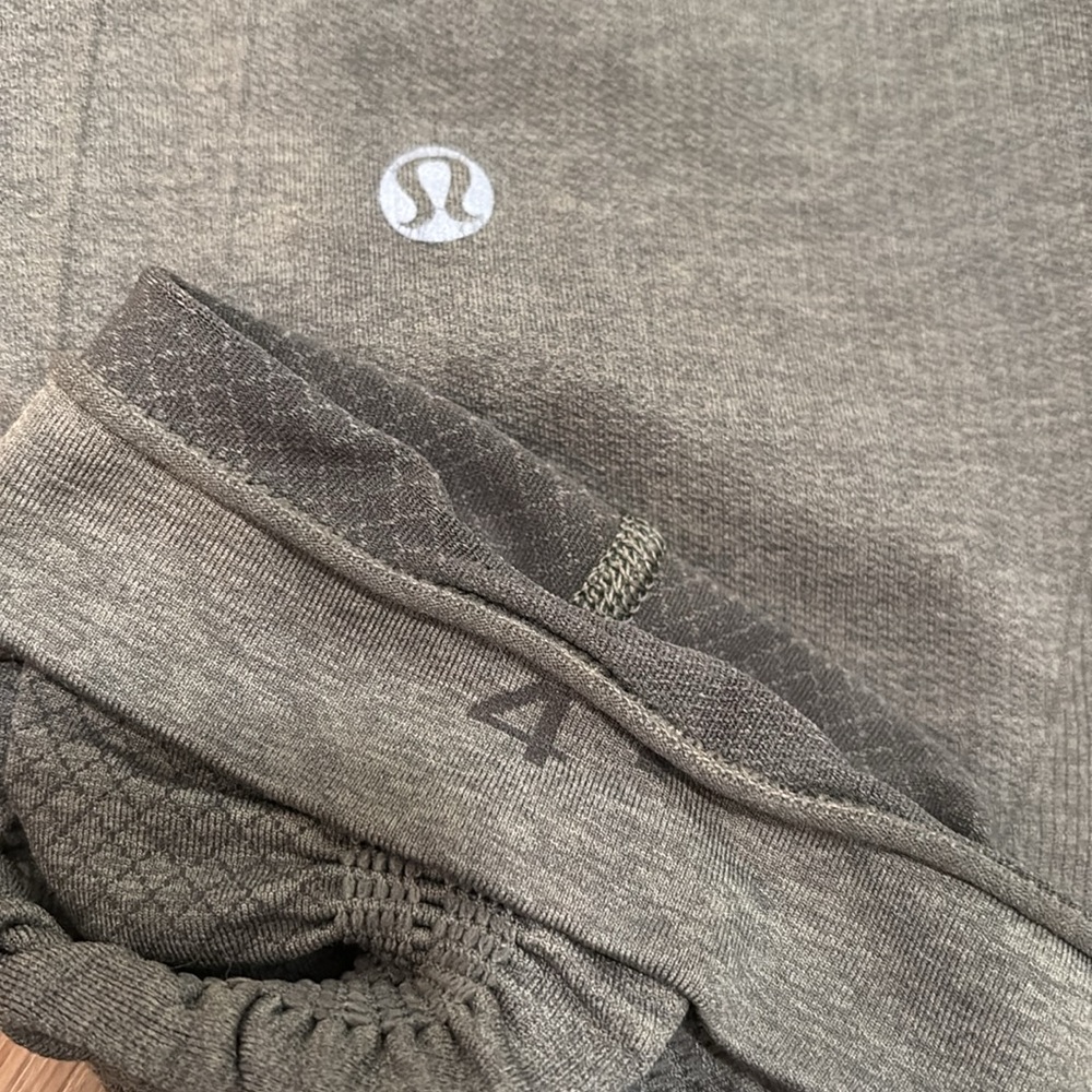 Lululemon In the Flow II - Picture 5 of 6